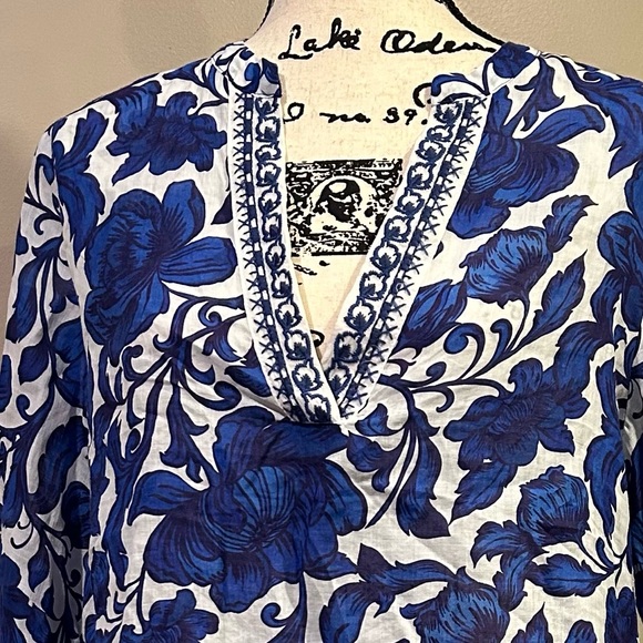 JOHNNY WAS Workshop Henley Voyager Floral Print Split V-Neck Long Sleeve Tunic - Picture 5 of 15